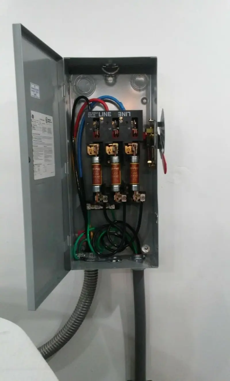 Three-phase disconnect switch installed for Smoke Detector Installation in Running Springs